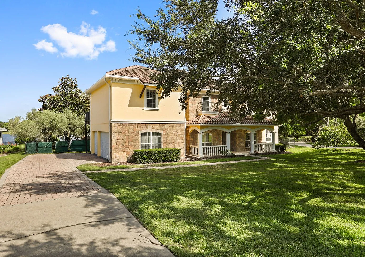 Luxury Lakefront Executive Home with Private In-Law Suite in the Heart of Dr. Phillips — Photo 3