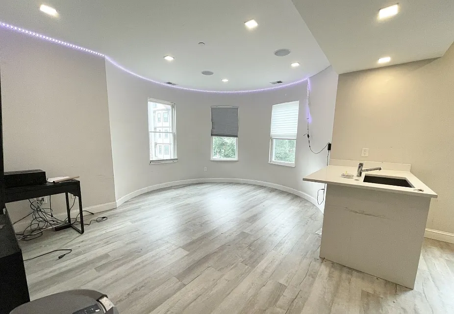 5 bed, 1500 sqft, $9,000 — Photo 3