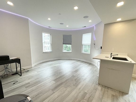 3rd image of 113 Hillside St #3