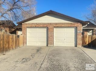 1182 Arnold Dr, Reno, NV 89512