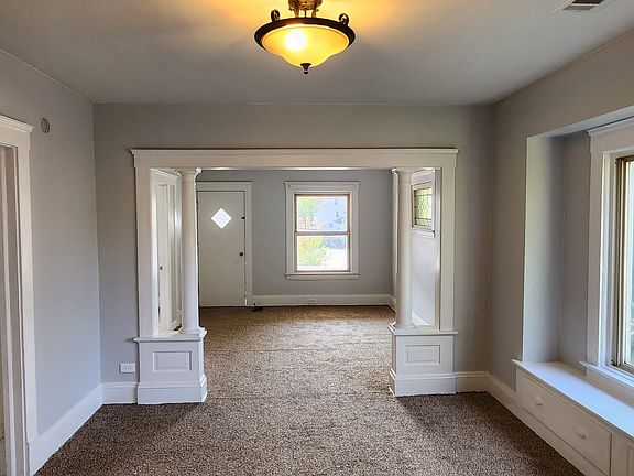 3rd image of 1626 Auburn Ave #2