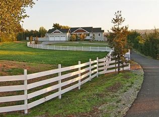 1733 Skillman Ln, Petaluma, CA 94952