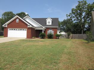 104 Princeton Dr, Dothan, AL 36301