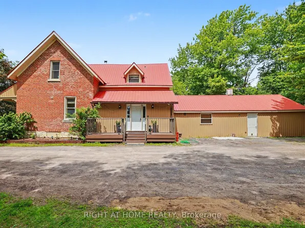 3548 Woodkilton Rd, Ottawa, ON K0A 3M0