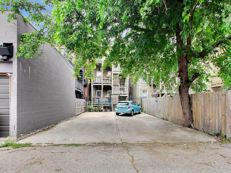 1729 W Erie St #2N — Photo 23