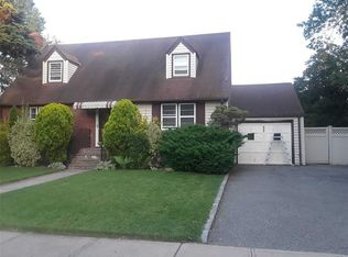 244 Belmont Pkwy, Hempstead, NY 11550