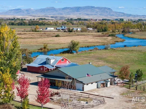 1818 N Brogan Rd, Emmett, ID 83617
