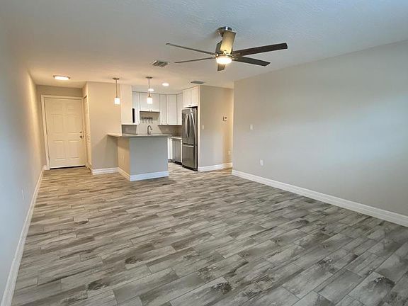 5th image of 375 Polk Ave APT A1