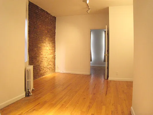 Rented by Cooper & Cooper Real Estate | media 13