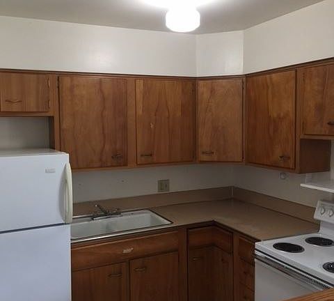 5th image of 227 W Kent Ave