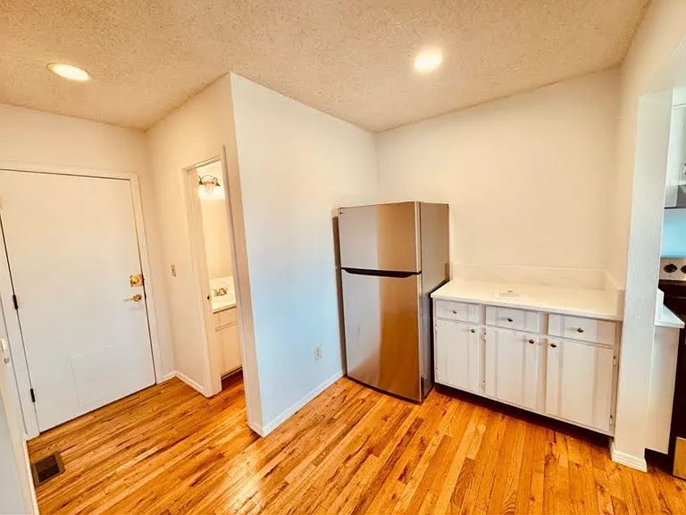 3807 Paseo Del Prado — Photo 9