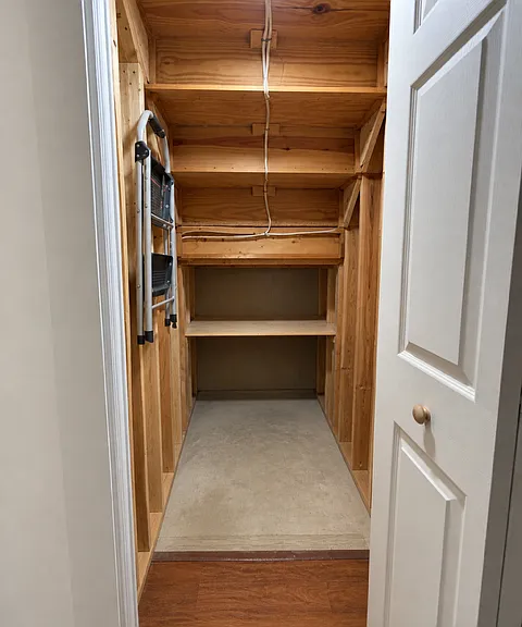 903 Deerberry Ct — Photo 16