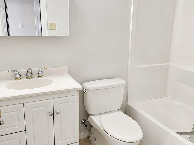 17 Fawnhollow Ct — Photo 10