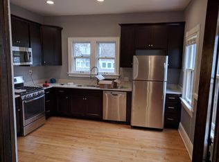 2820 S Linebarger Ter, Milwaukee, WI 53207