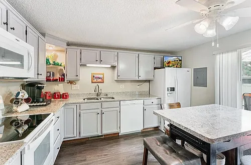 1428 Granada Ave N Photo 1 1428 Granada Ave N Photo 1