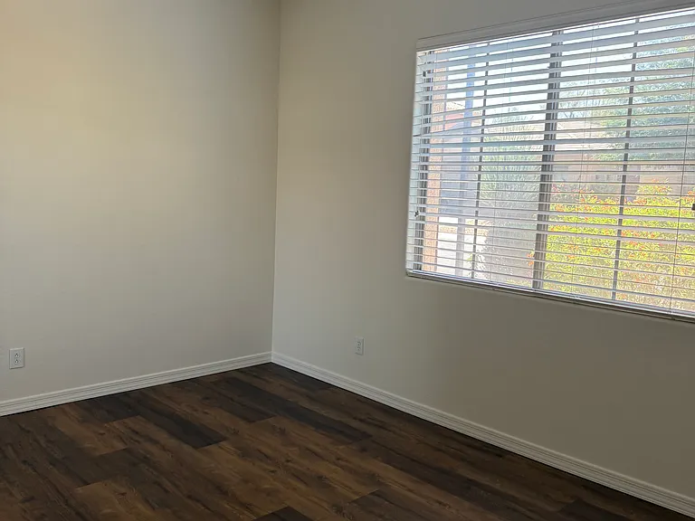 2344 W Clearview Trl — Photo 15