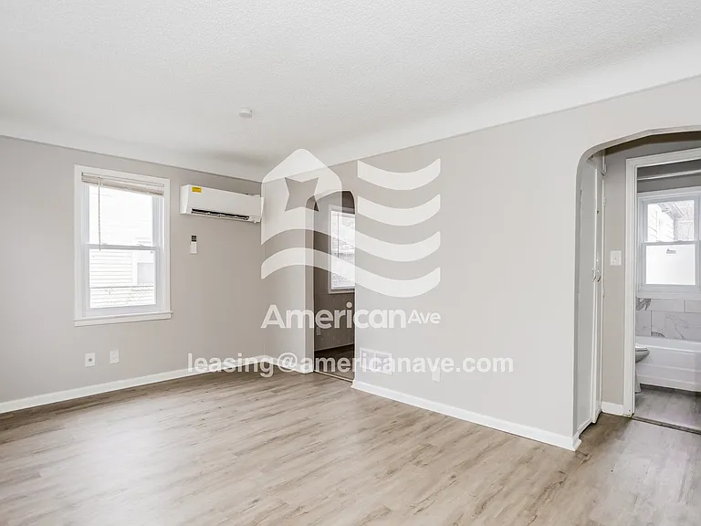 589671_002_living_room_13664501.jpg