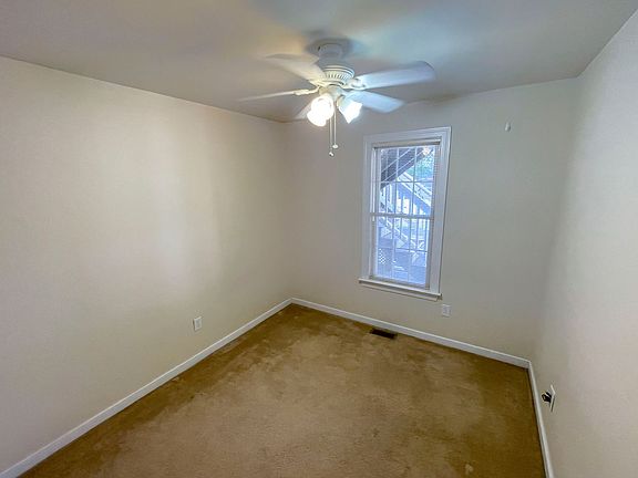 5th image of 3219 Ellwood Ave APT A