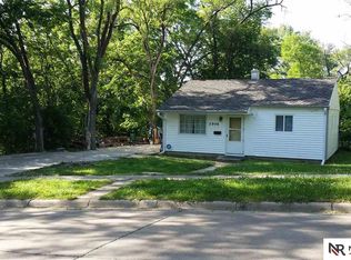 3926 Blondo St, Omaha, NE 68111