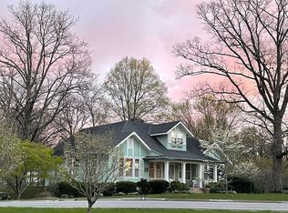 207 Flint St, Signal Mountain, TN 37377