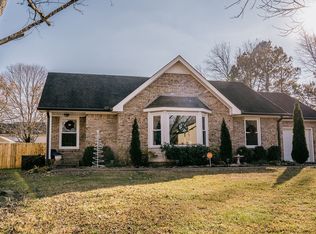 306 Blaine Ct, Clarksville, TN 37043