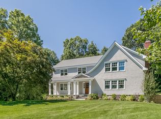 26 Country Club Rd, Darien, CT 06820