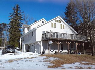 38 E Main St, Granville, NY 12832