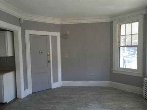 111 S Lake Ave APT 1