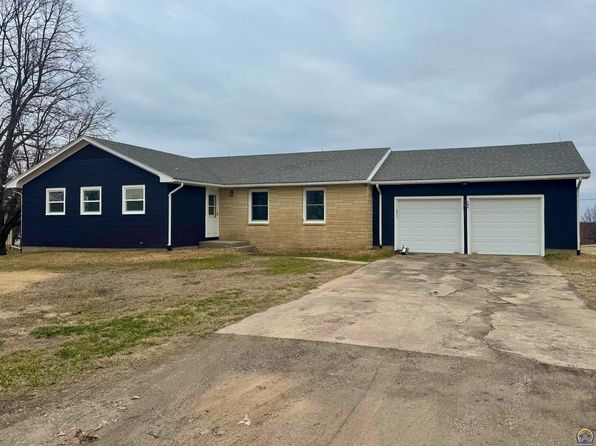 151 N 5th St, New Strawn, KS 66839