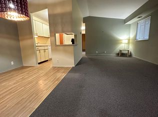 819 Minnesota Dr APT 203, Troy, MI 48083