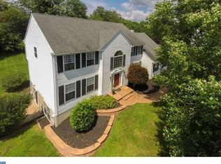 6 Minshall Cir, Glen Mills, PA 19342