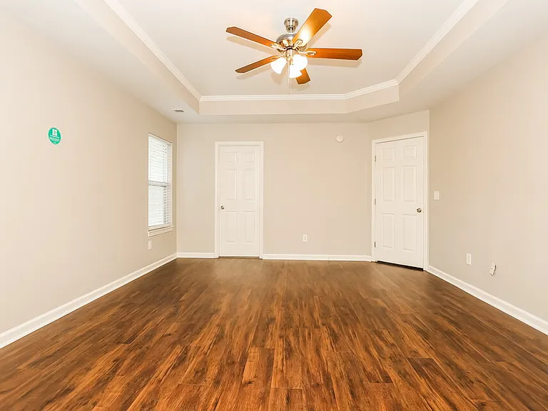 398 Roxie Ct — Photo 12