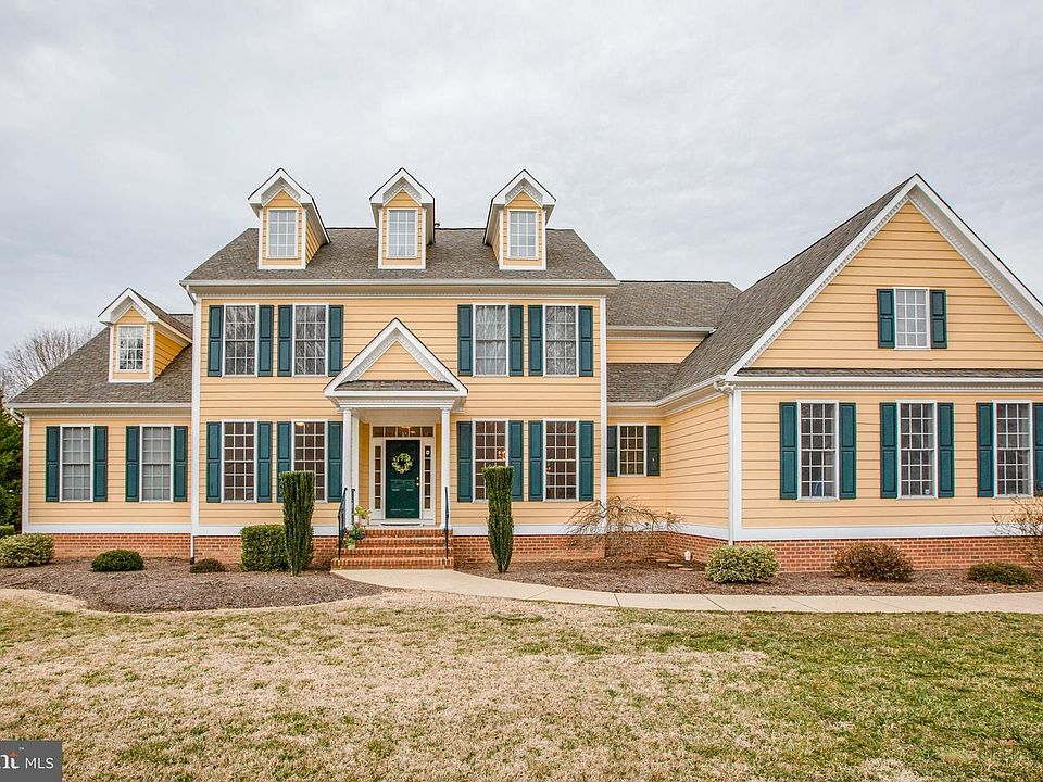 1st image of 8302 Broadmore Ln