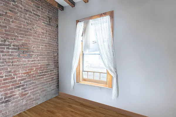 Rented by Compass | media 3