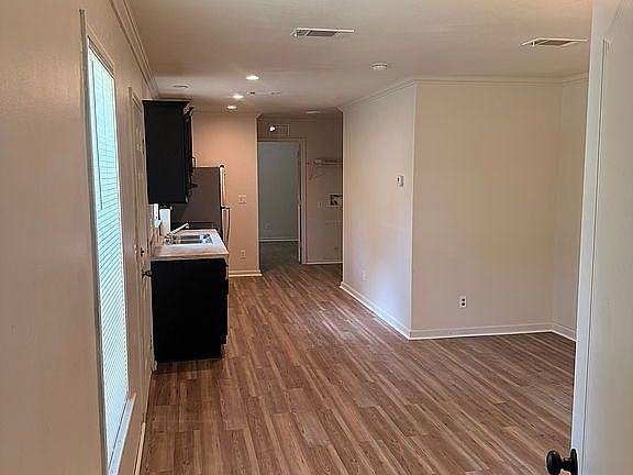 3rd image of 2226 S Oates St #100