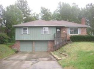 518 Trevis Ave, Belton, MO 64012