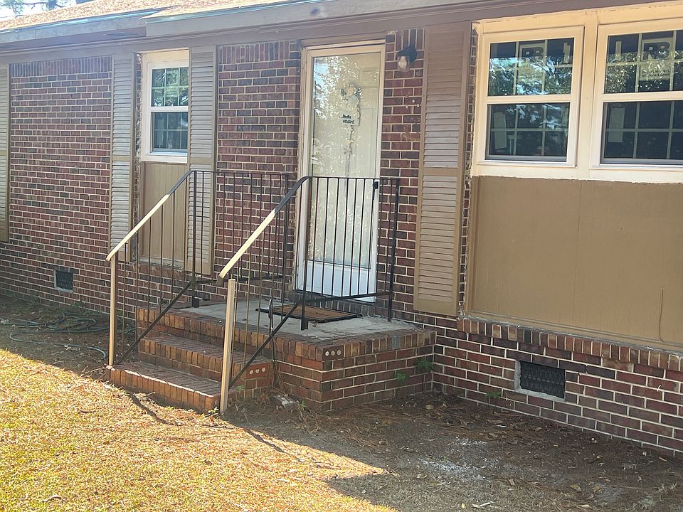 1st image of 2910 Park Pl
