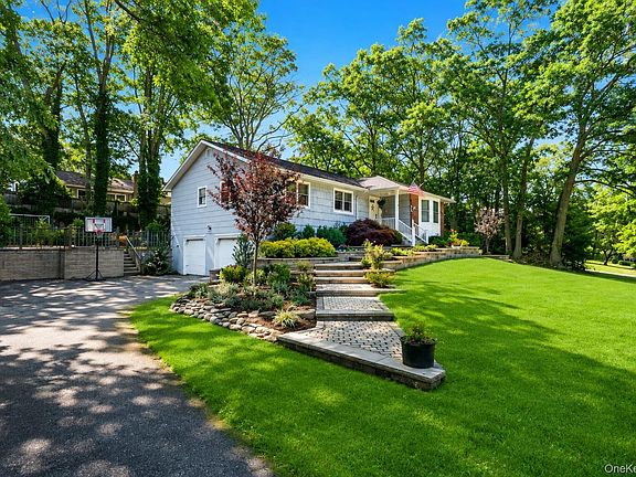 4th image of 64 Patchogue Drive