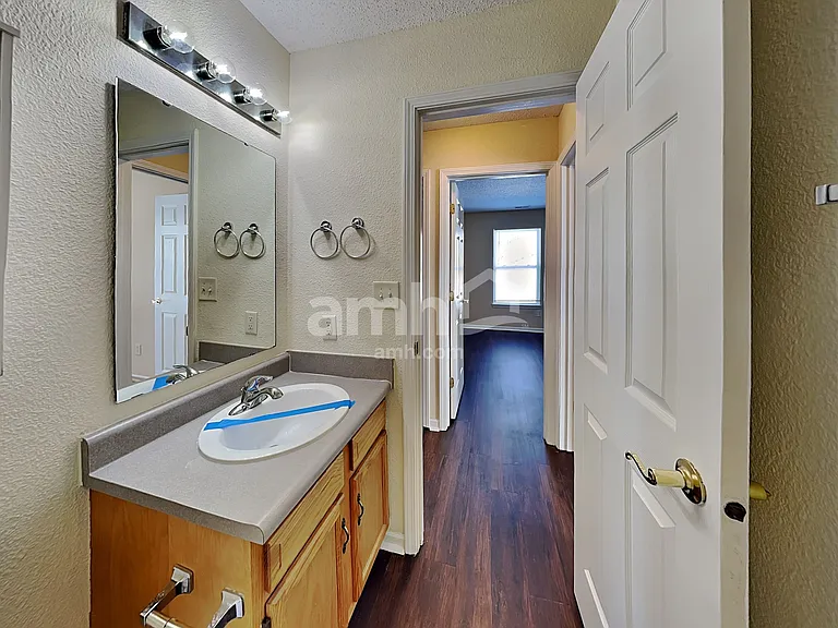 8110 Red Barn Ct — Photo 16