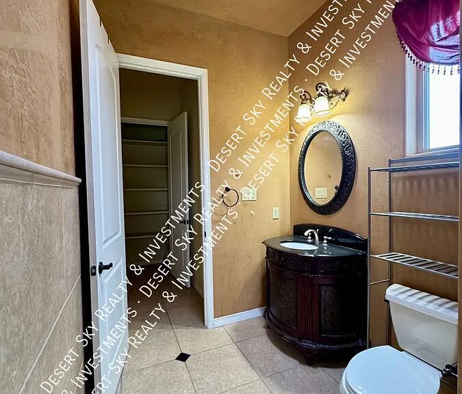 2355 Tuscan Hills Ln — Photo 49