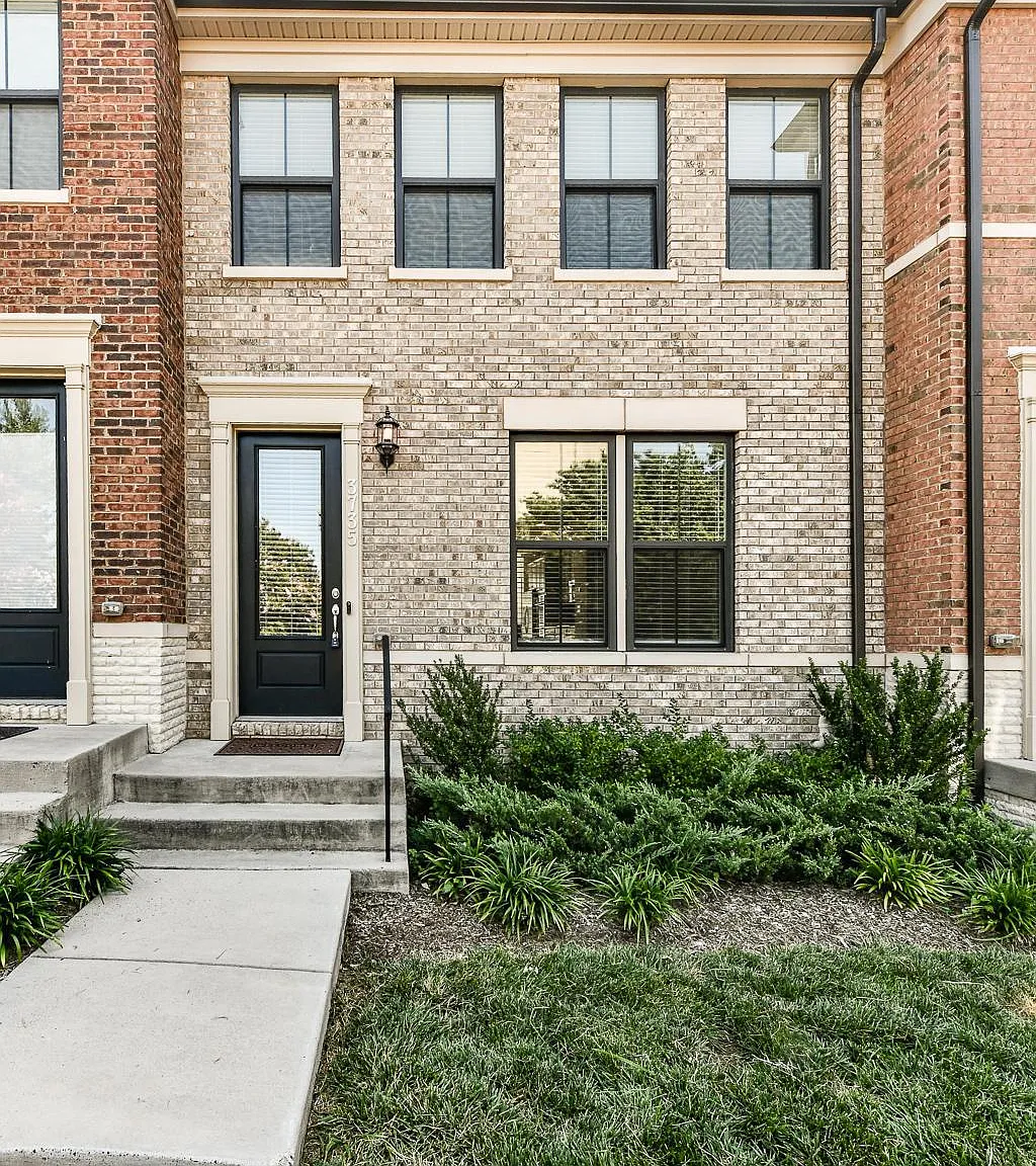 3 bed, 4.0 bath, 1782 sqft, $4,600 — Photo 1