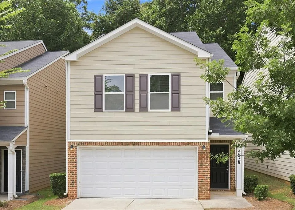 5239 Hanover St