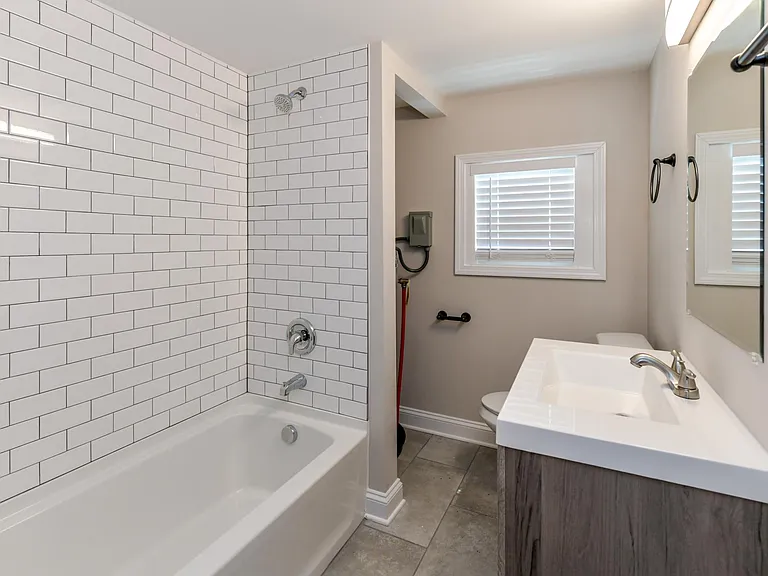 758 Tigler Ct — Photo 26