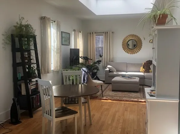 304 Arch St #5B, Philadelphia, PA 19106