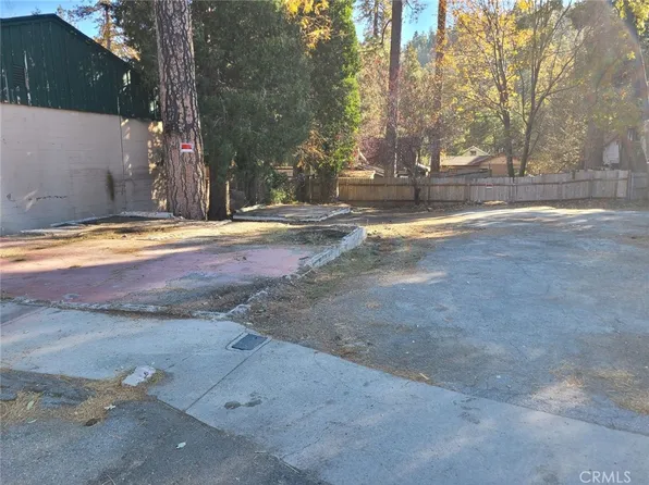 23807 Lake Dr #1624, Crestline, CA 92325