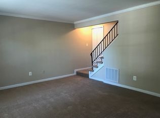 302 S Chesire Ct, Virginia Beach, VA 23454