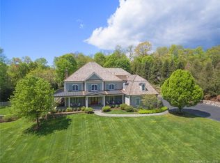 115 Mine Hill Rd, Fairfield, CT 06824