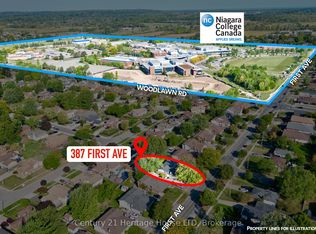 387 1st Ave, Welland, ON L3C5R3