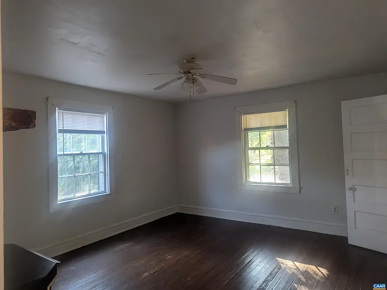 7416 Greenwood Station Rd — Photo 9