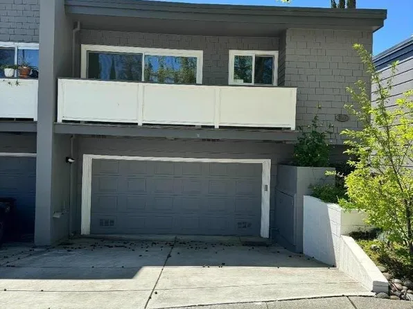 510 Leahy St, Redwood City, CA 94061